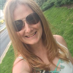 Meet your Posher, Kara